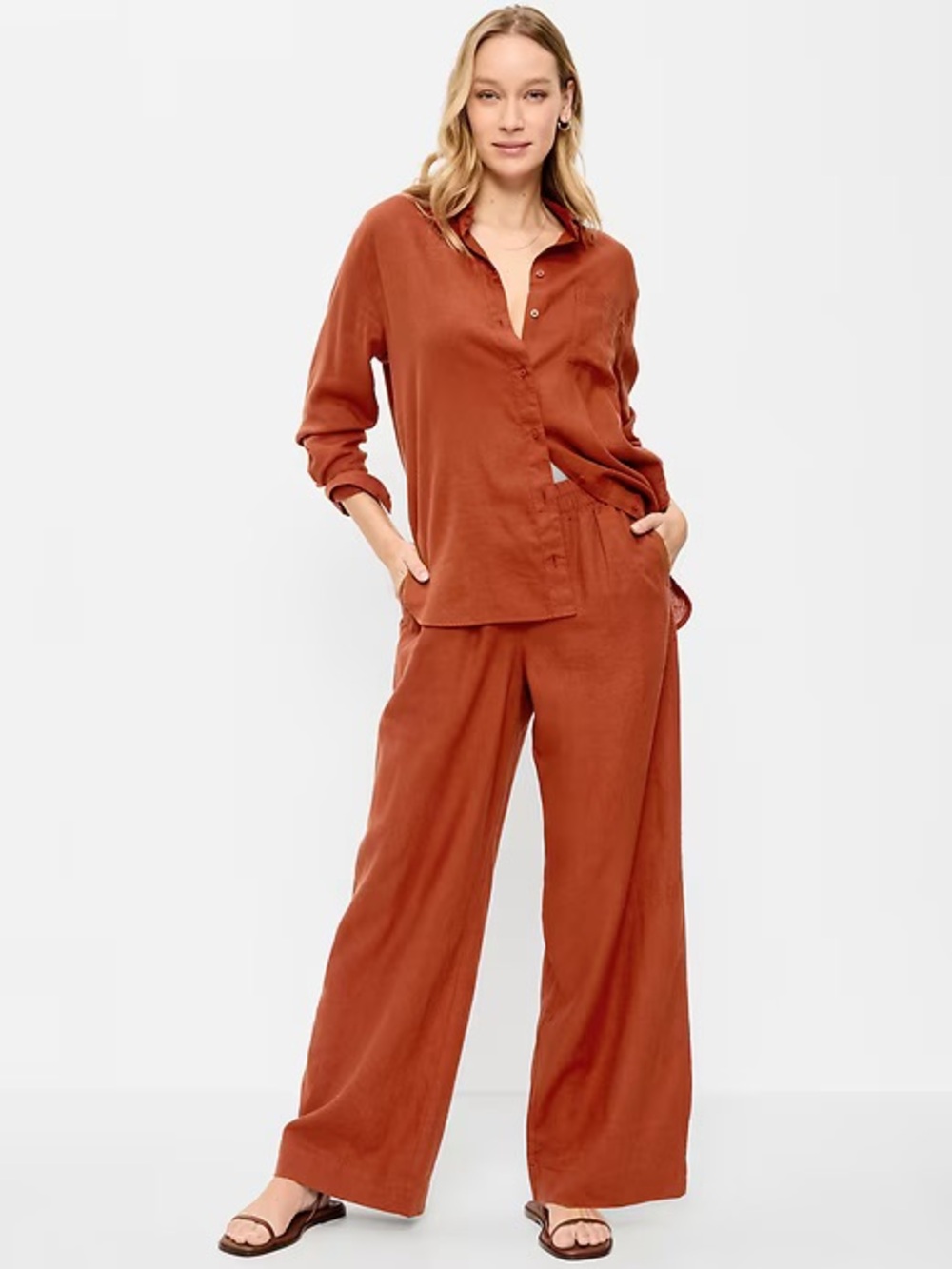 Wide-Leg Pants Tahari